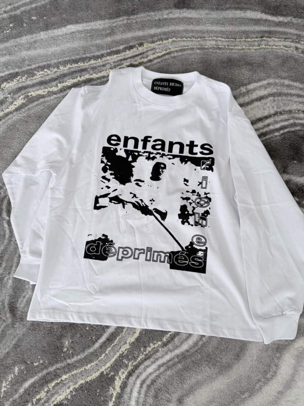 Enfants Riches Déprimés Nun Rifle Long sleeve T Shirt - Picture 1 of 2